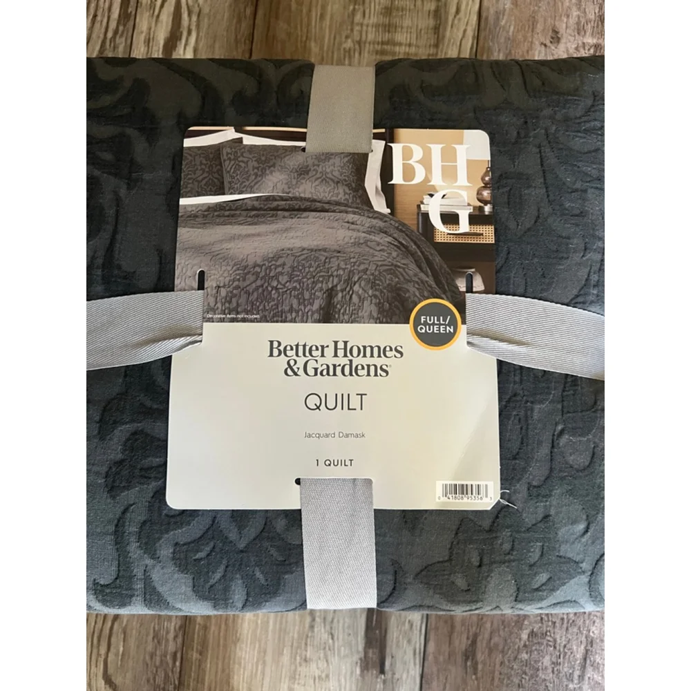 NEW Better Homes & Gardens Dark Grey Jacquard Damask Queen Quilt